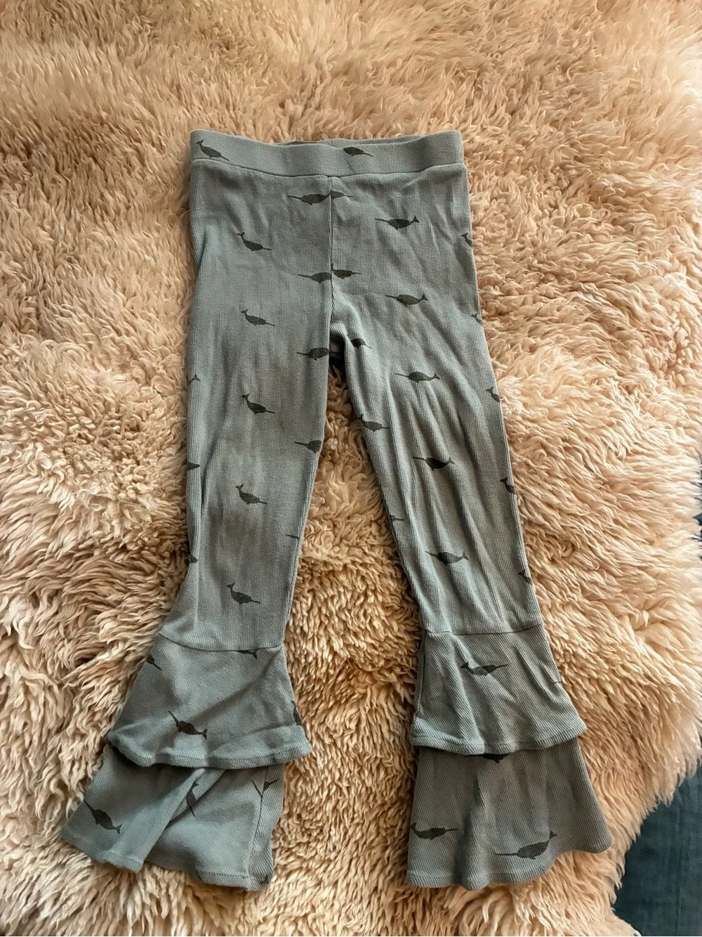 Kate Quinn Anne Pants Ruffle Hem Narwal light blue green